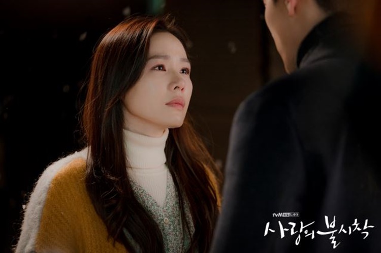 “사랑의 불시착 손예진이...” 시청자들 걱정할 '날벼락 같은' 소식 전해졌다